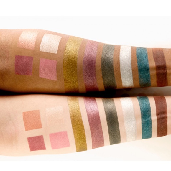 NIB Pur Midnight Masquerade palette - Picture 2 of 4